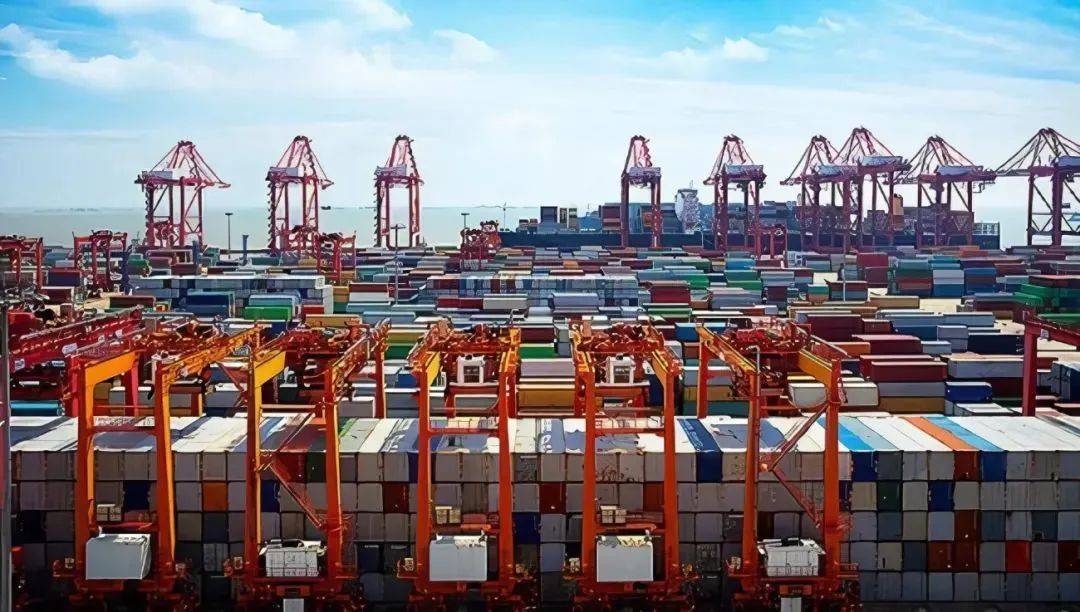 潜江首座现代化口岸码头开港运营  --  尊龙时凯物流
