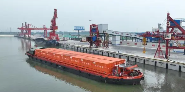 洋浦港2022年海运集装箱吞吐量176.7万标箱 -- 尊龙时凯物流