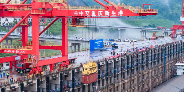 全球海运“咽喉”巴拿马运河实验更严肃的航运限制