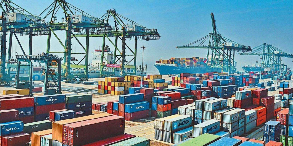 6月主要口岸海运集装箱吞吐量2425.85万TEU标箱